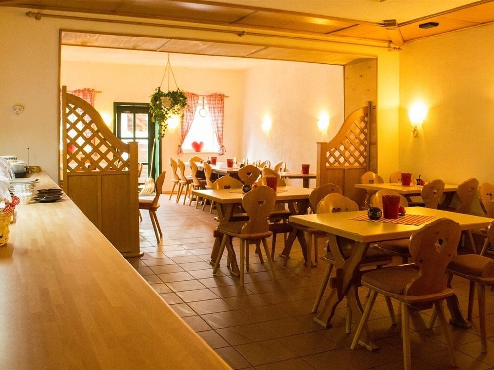 Hotel Erfurter Kreuz Kirchheim  Екстериор снимка
